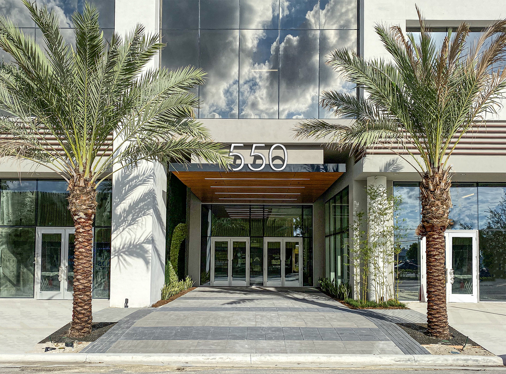 Berger Commercial Realty Brokers Five-Year Lease Deal With Bank OZK; 550 Building In Downtown Fort Lauderdale Provides Ideal Location  And High Parking Ratio