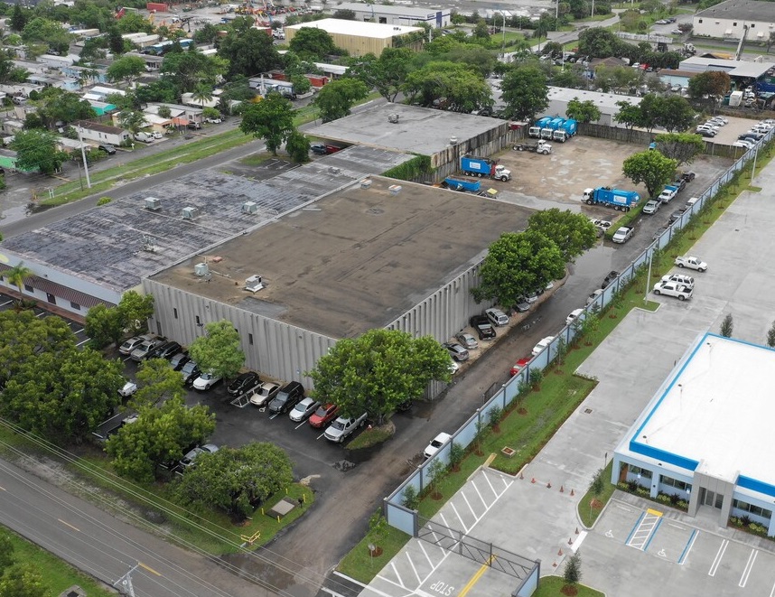 Berger Commercial Realty’s Brian Batchelder Reps Buyer In Pompano Beach Warehouse Sale
